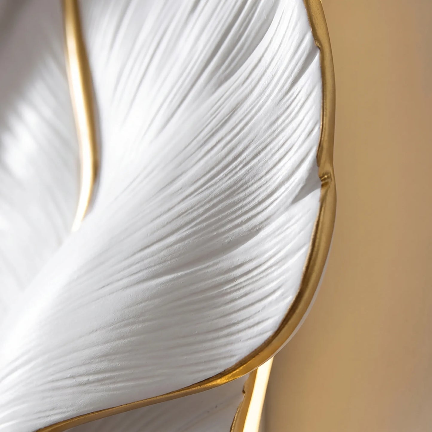 Feather Shaped Wall Lamp - Plumina