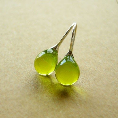 Handgefertigte Ohrringe - OliveGlow