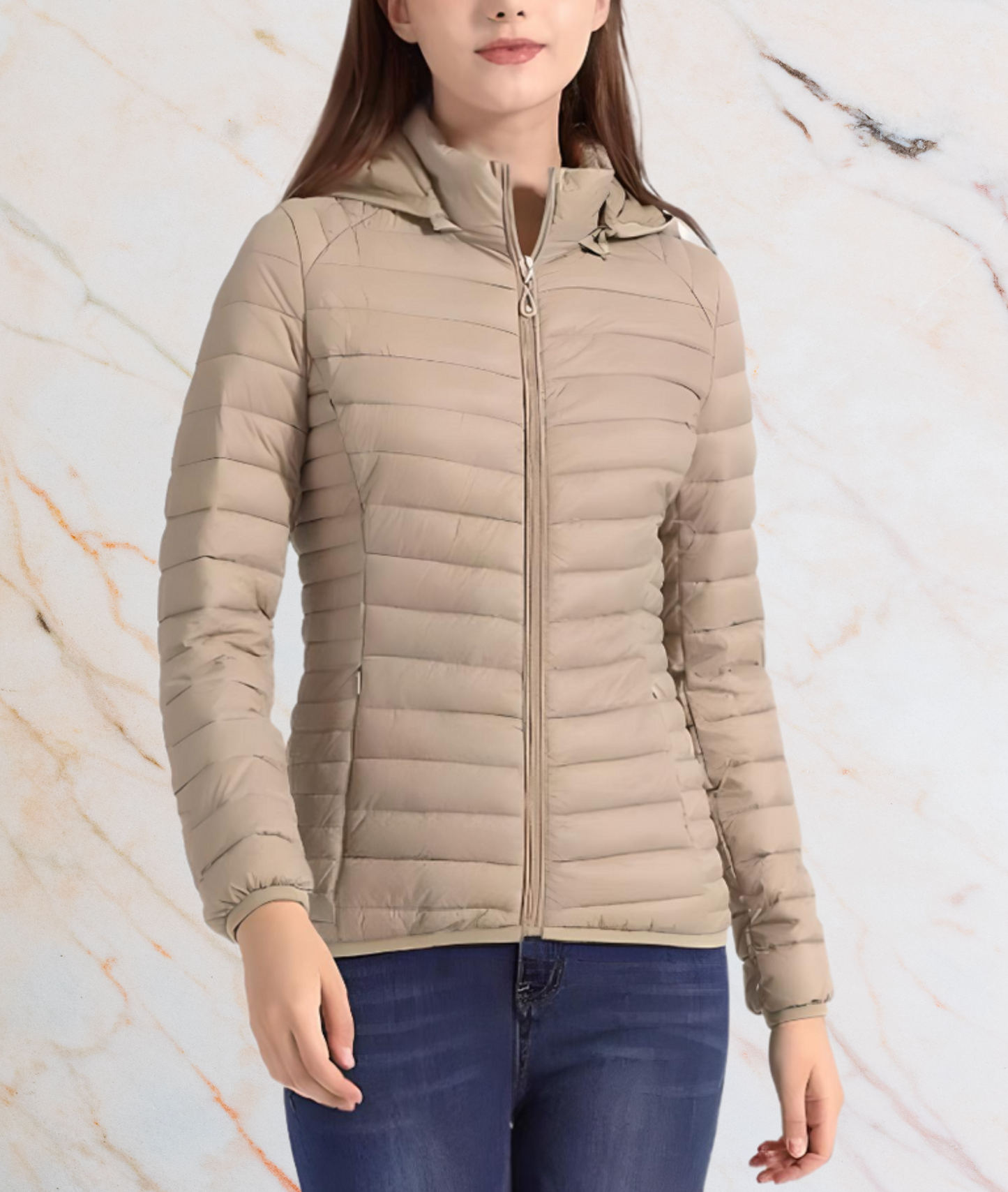 Maylee - Schmal geschnittene bauschige Jacke mit Reißverschluss