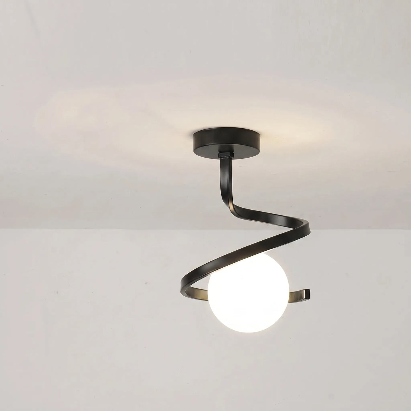 Nordic-Style Spiral Ceiling Lamp - Spiralux