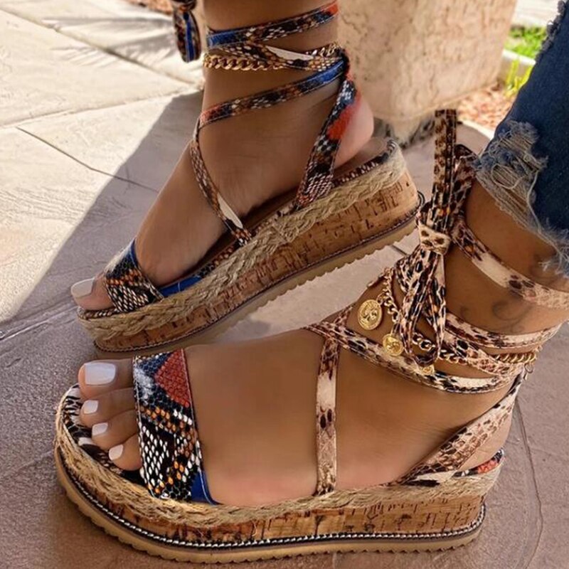 Bequeme Damen Komfort-Sandalen mit Fußbett & modernem Design – Amaya
