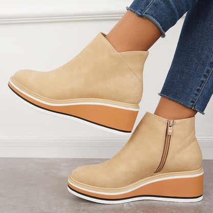 Stilvoller Herbst-Keilabsatz-Stiefel – Mila