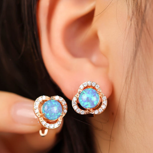 Weiße Opal- & Zirkonia-Kleeblatt-Ohrringe – Elena