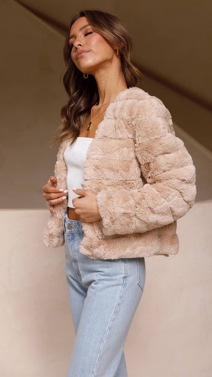 Luxuriöse Damen-Crop-Jacke – Veloura