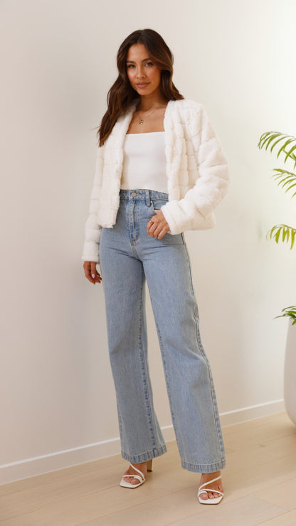 Luxuriöse Damen-Crop-Jacke – Veloura