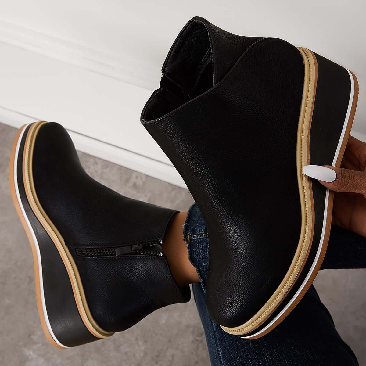 Stilvoller Herbst-Keilabsatz-Stiefel – Mila