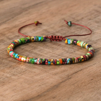 Geflochtenes Armband mit 2,4 mm Naturstein-Rollern – Seraphina