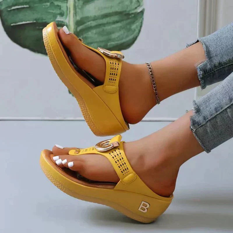 Bequeme Damen-Sandalen mit unterstützender Passform – Talia