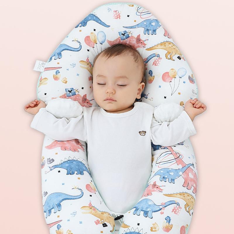 Ergonomisches Babykissen aus Baumwolle für sicheren und bequemen Schlaf