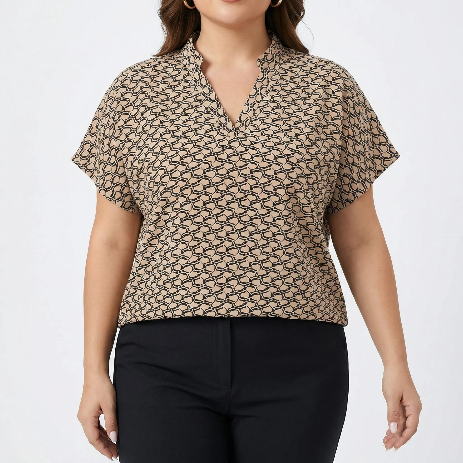 Bedrucktes Plus-Size-Damenoberteil Mit V-Ausschnitt - Denise