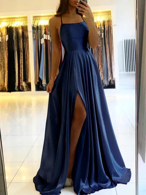 Fließendes Maxikleid mit Seitenschlitz – Sophie