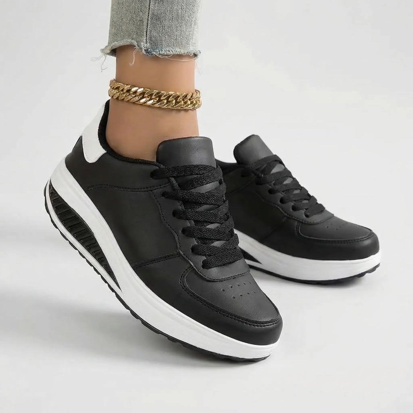 Cushioned Sole Casual Sports Shoe - Lorene