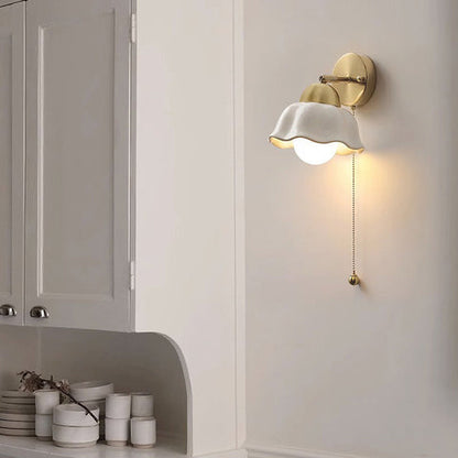 Wandlampe Vintage Weiß Gold, Keramik, E27, Innenbeleuchtung, Retro Design, Wohnzimmer.