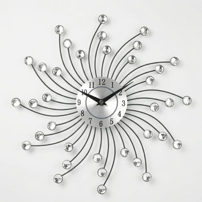Dekorative Wanduhr Im Sonnenstrahl-Design - Solistra