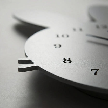 Dekorative Wanduhr In Hasenform - Bunnovelle