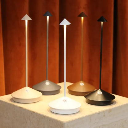 Drahtlose LED Tischlampe - LumeElegance 