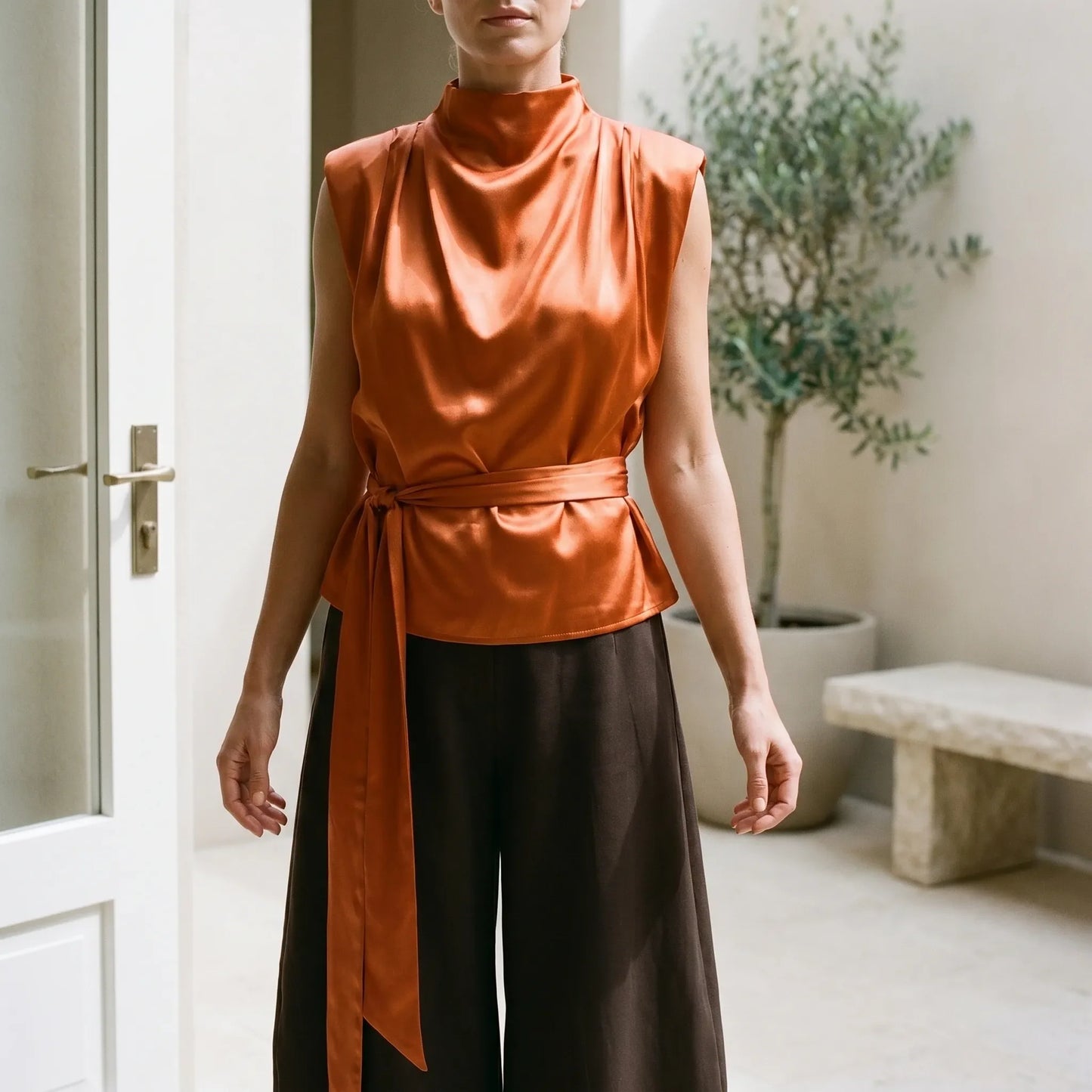 Elegantes Oberteil Mit Bindegürtel -  Kelli