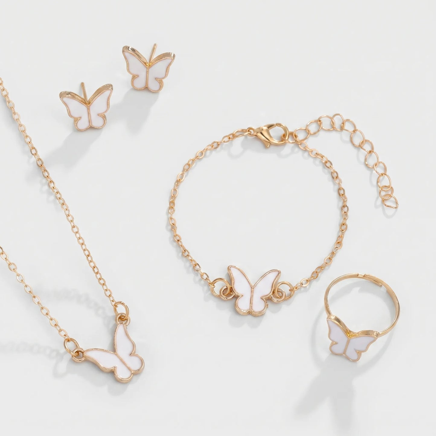 Feingliedrige Kette Mit Schmetterlingsanhänger - Maripell