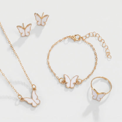 Feingliedrige Kette Mit Schmetterlingsanhänger - Maripell