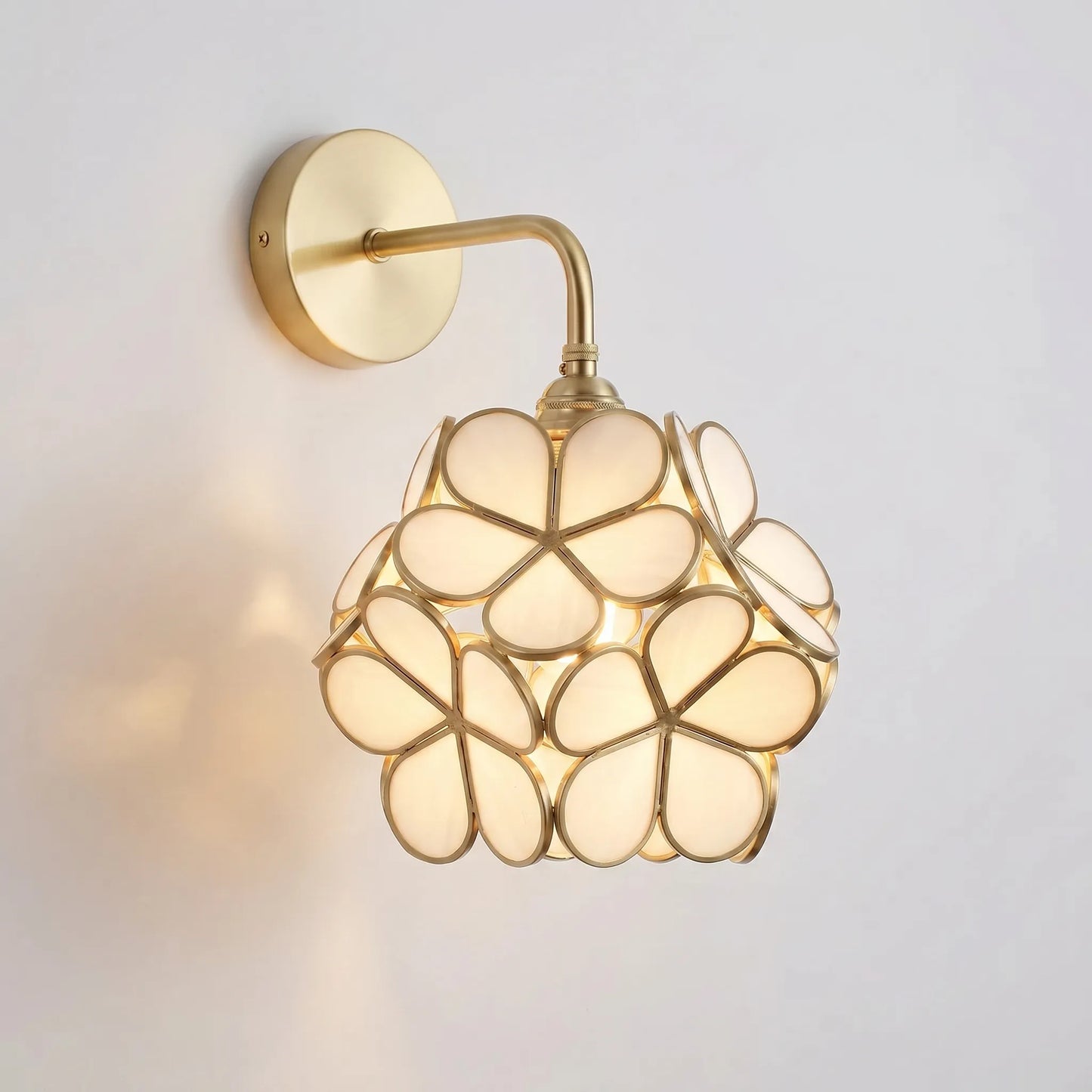 Floral Shaped Decorative Wall Light -  Floresca