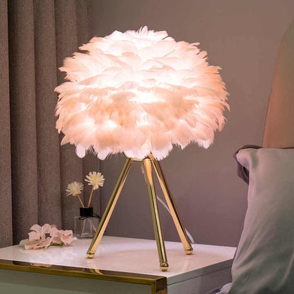 Dimmbare Tischlampe mit luxuriösen Federn – Pluma