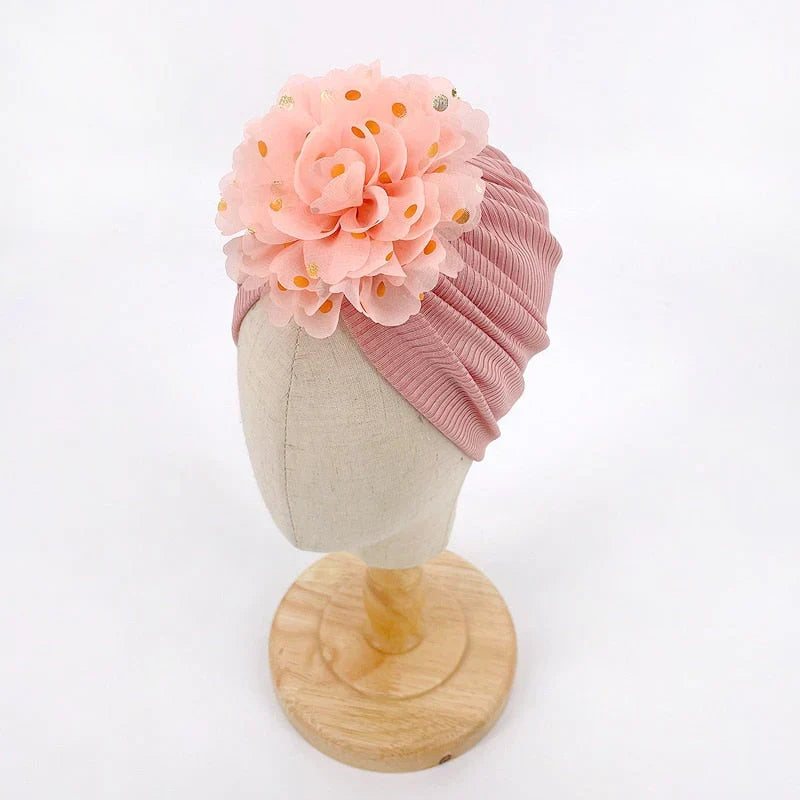 Weiche Baby-Turbanmütze mit Rüschendetail – Herbstzauber KuschelGlanz (1+1 Gratis)