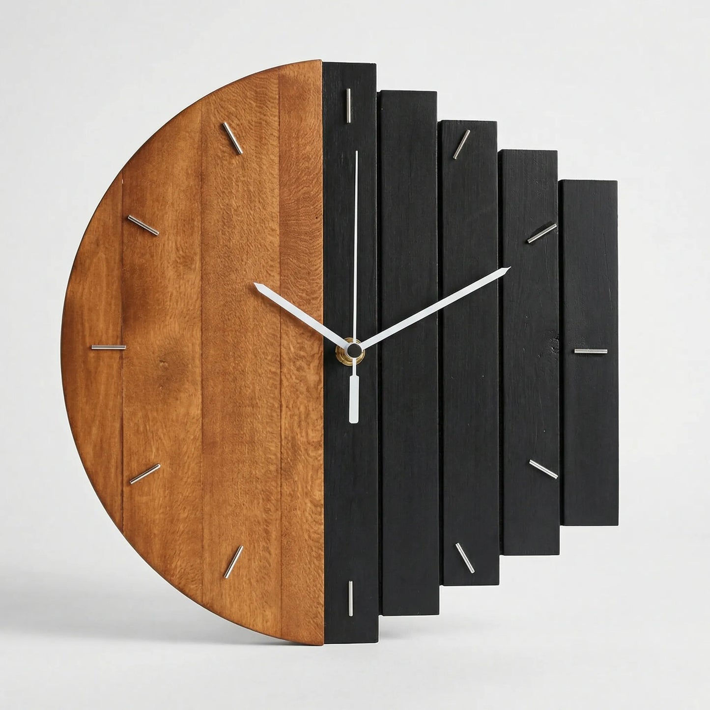 Halbrunde Wanduhr Im Lamellen-Design - Timbera