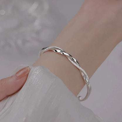 Handgefertigtes Armband - BraidBracelet