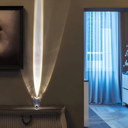 Prismatische Projektionslampe mit LED – Lunara