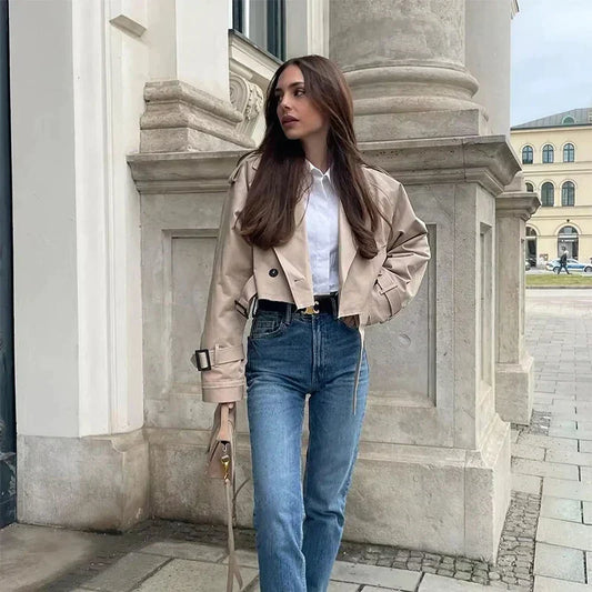 Trendige Kurze Damen-Trenchcoat mit Gürtel – Amelie