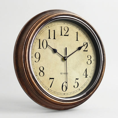 Klassische Runde Wanduhr - ChronoHaven