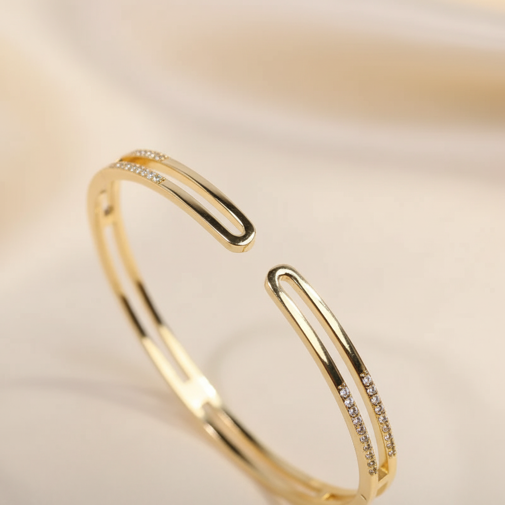 Kunstvoll Gestaltetes Armreif - GoldKnot