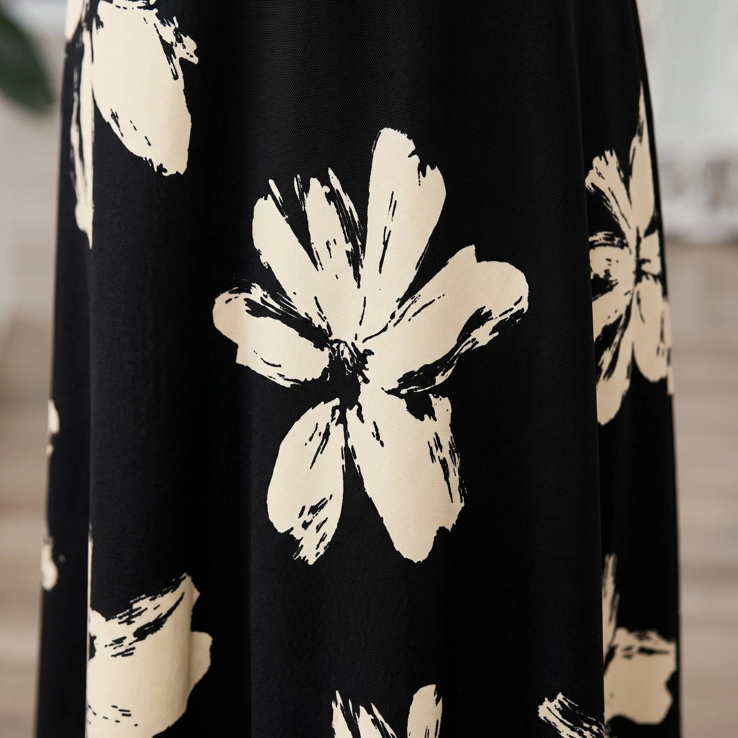 Kurzärmliges Sommerkleid Midi Mit V-Ausschnitt - Janet