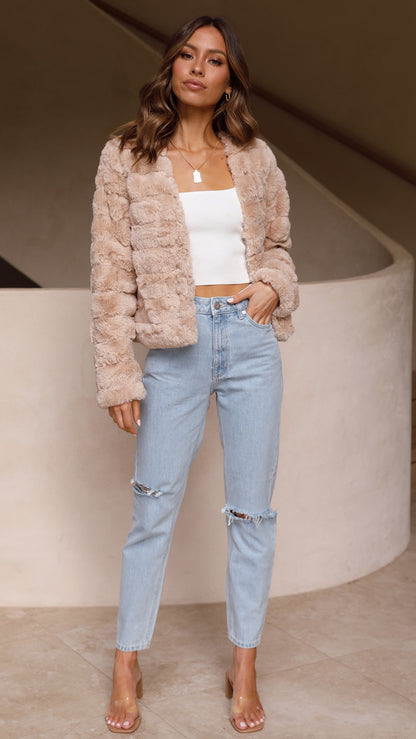 Luxuriöse Damen-Crop-Jacke – Veloura