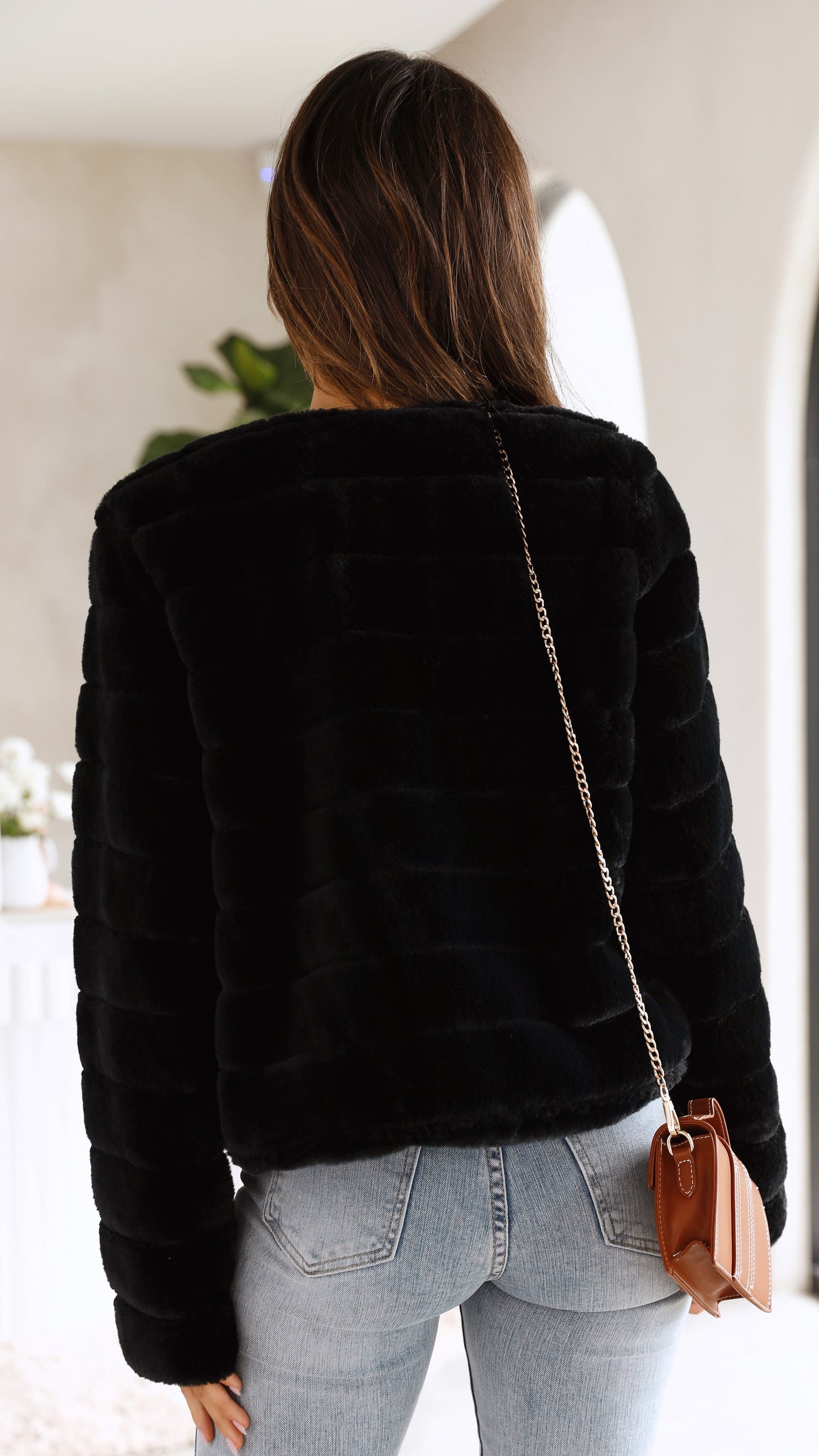 Luxuriöse Damen-Crop-Jacke – Veloura