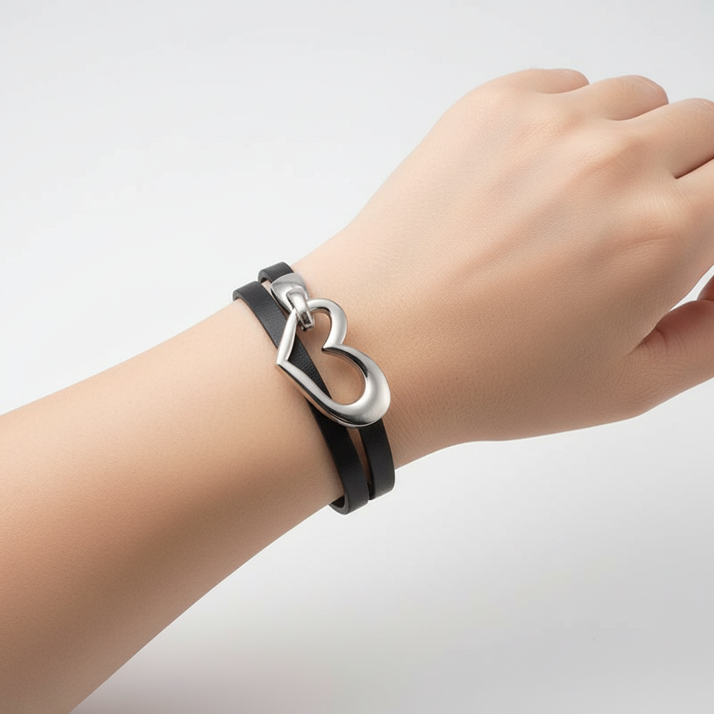 Lederarmband Mit Herzchen - SimpleLove