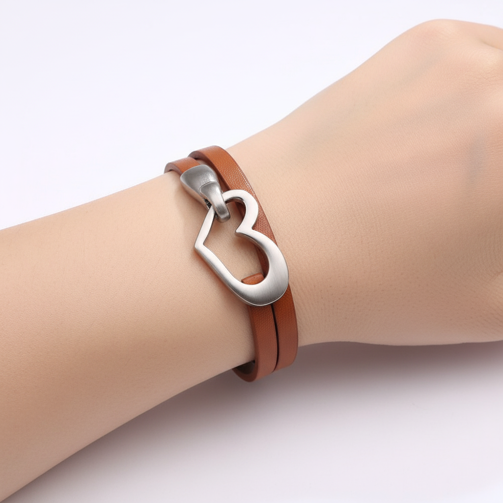Lederarmband Mit Herzchen - SimpleLove