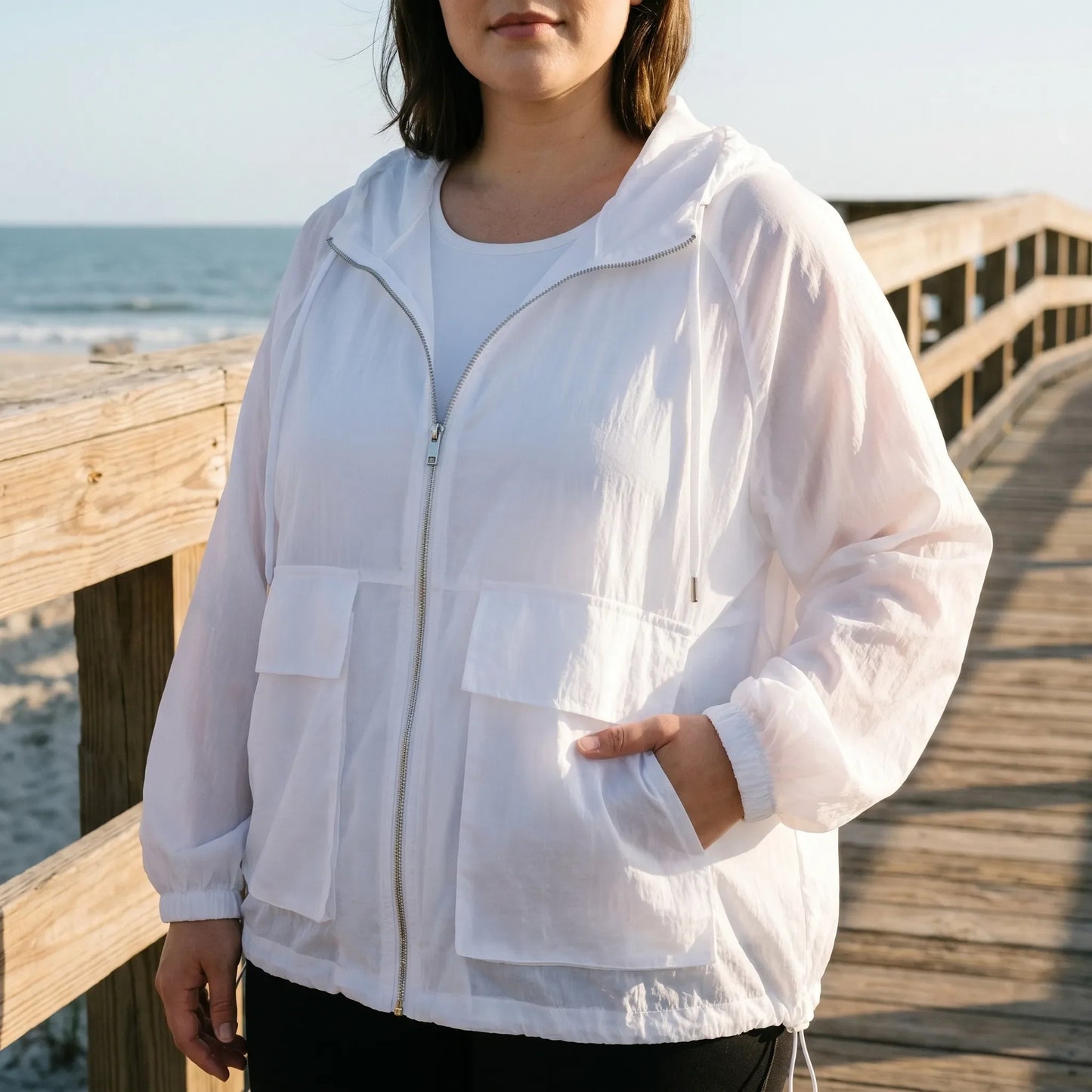 Leichte Sportjacke mit Kapuze - Lula