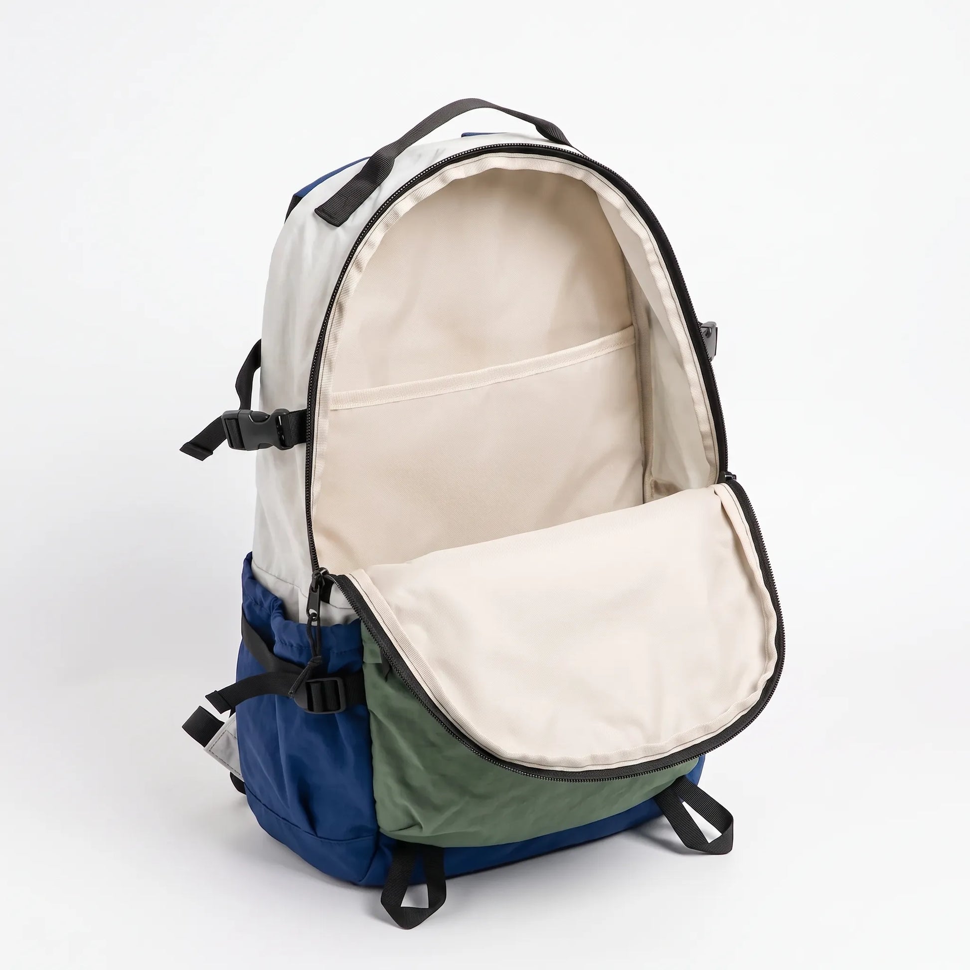 Leichter Wanderrucksack Für Draußen -  Darin