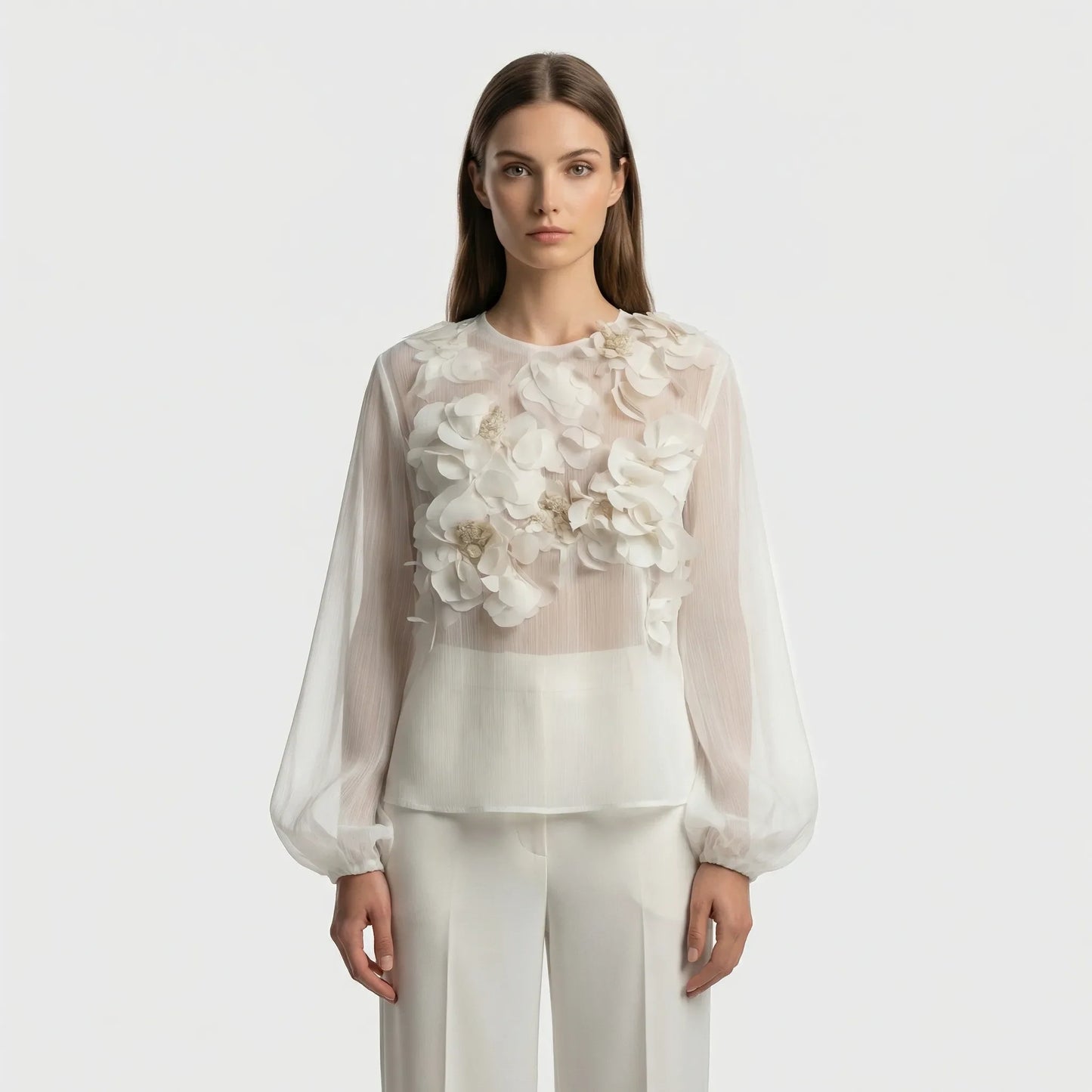 Lichte Blouse Met Driedimensionale Bloemapplicaties - Patricia
