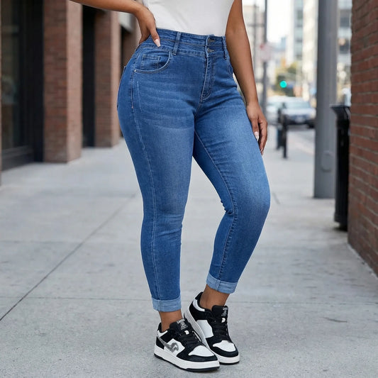 Modische Damenjeans In Großen Größen - Lois