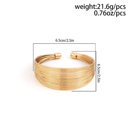 Modischer Manschettenarmreif - EleganceCuff
