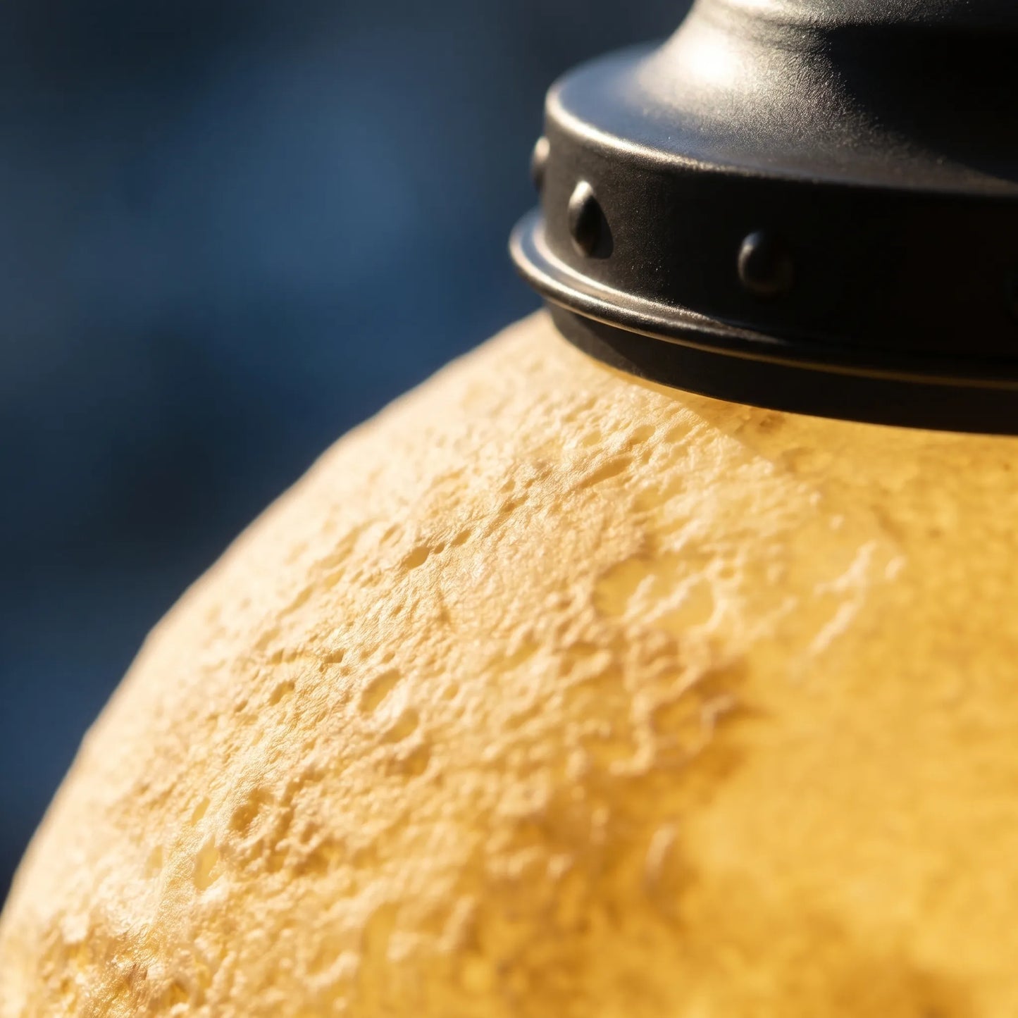 Moon Shaped Garden Lantern -  Lunalum