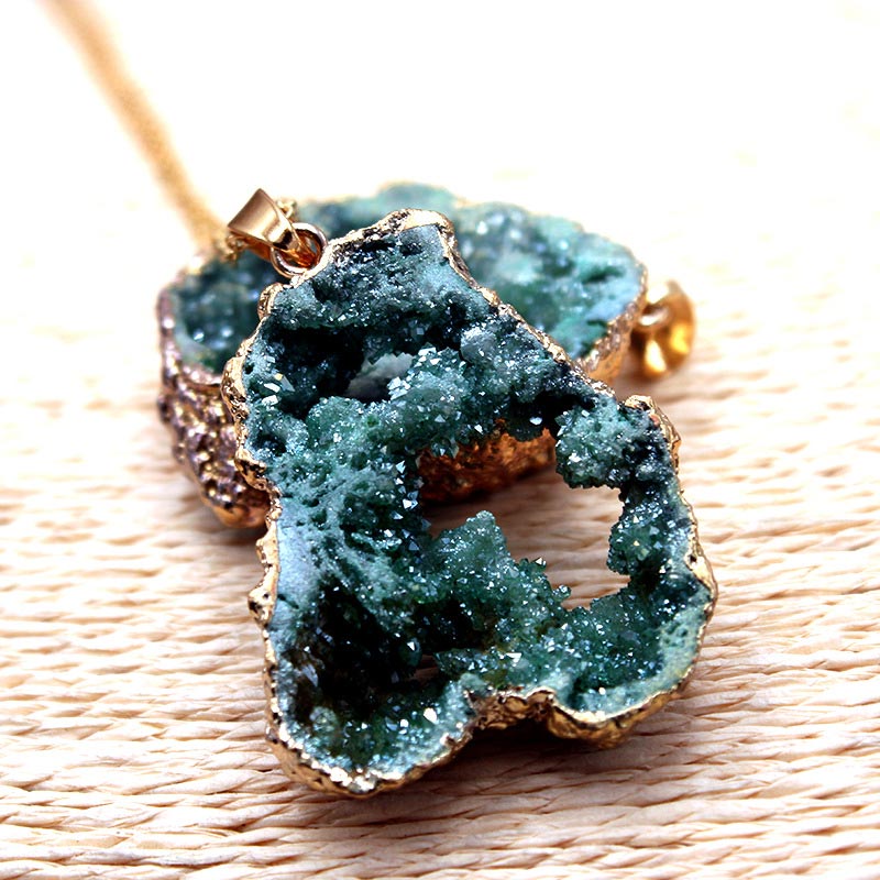 Natürlicher Kristall-Anhänger - GeoJewelry