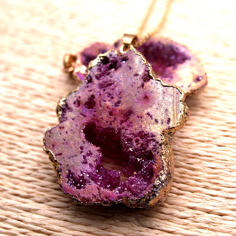 Natürlicher Kristall-Anhänger - GeoJewelry
