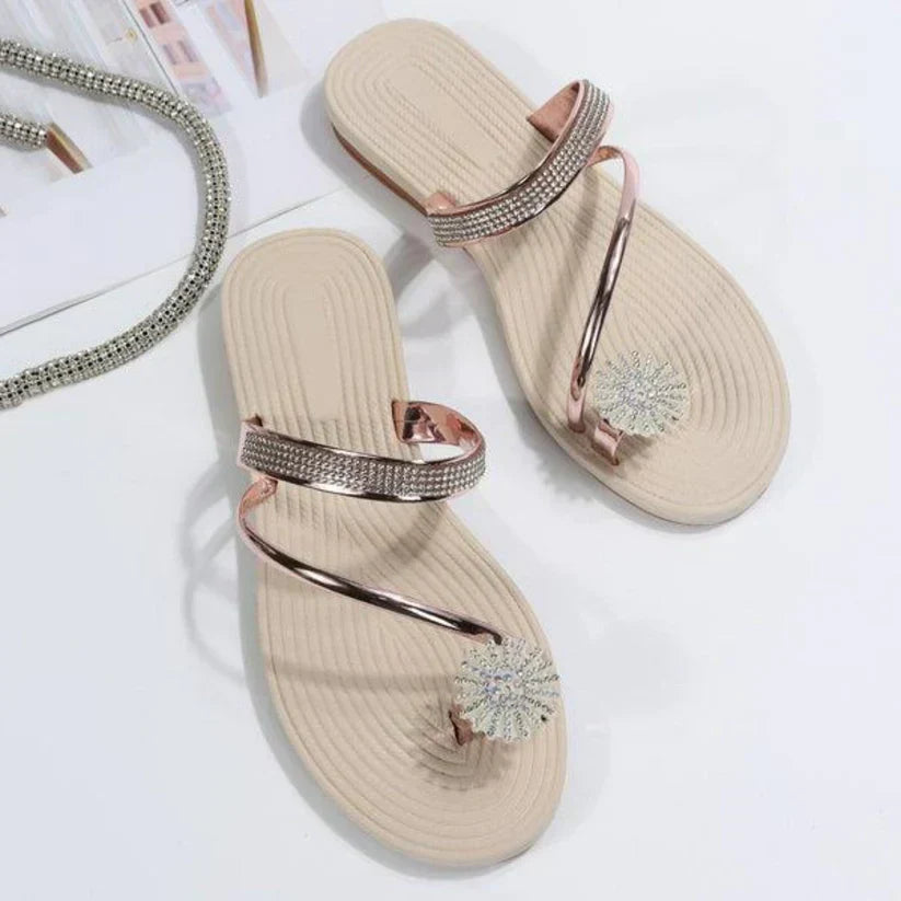 Trendige Damensandalen mit einzigartigem Schneeflockendetail – Arluna