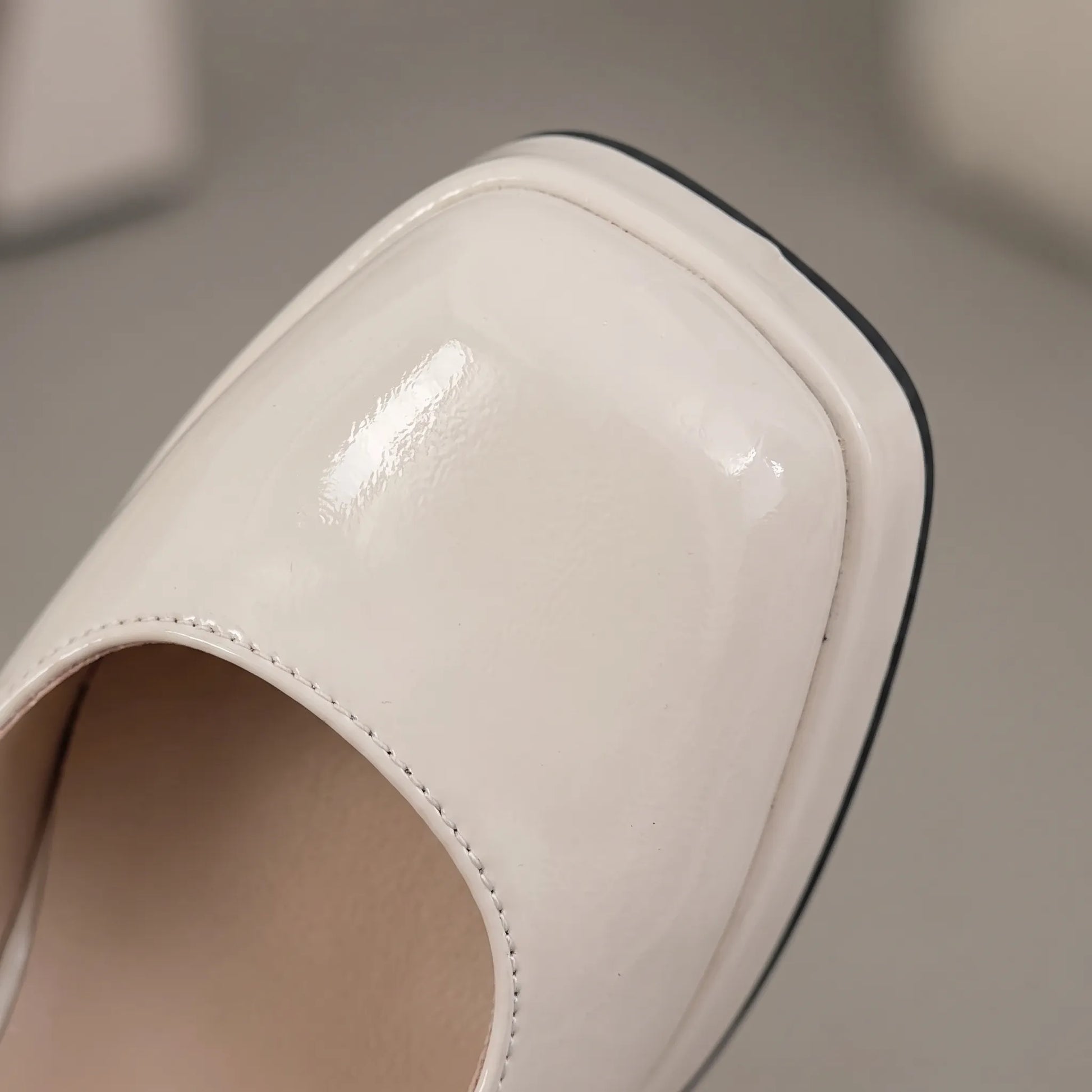 Plateau Pumps Mit Riemchen - Lynda
