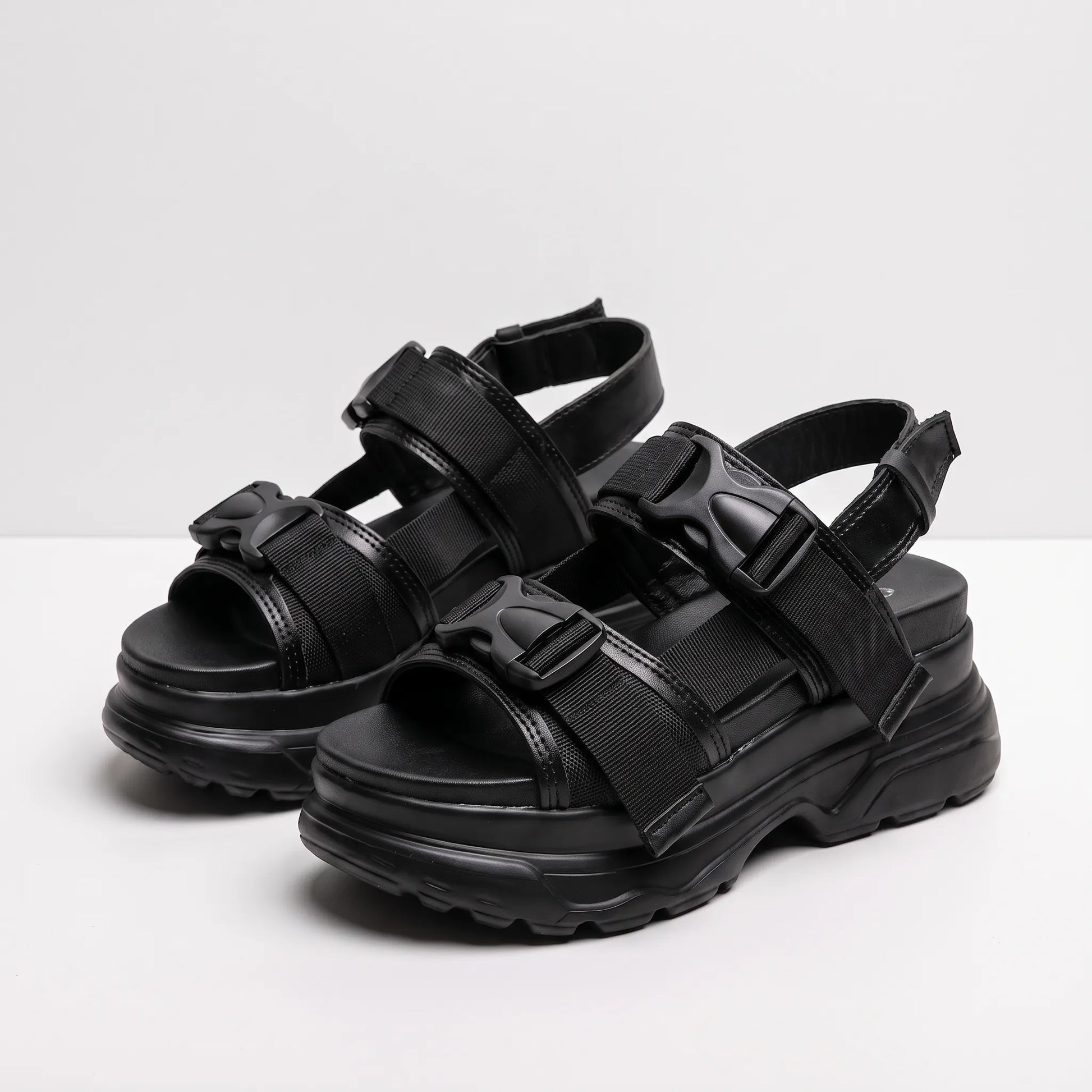 Plateausandalen Mit Dicker Sohle - Ann