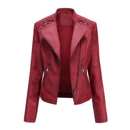 Rote Damen-Lederjacke, Reißverschlüsse, modisch, Biker-Stil, hochwertig, elegant.