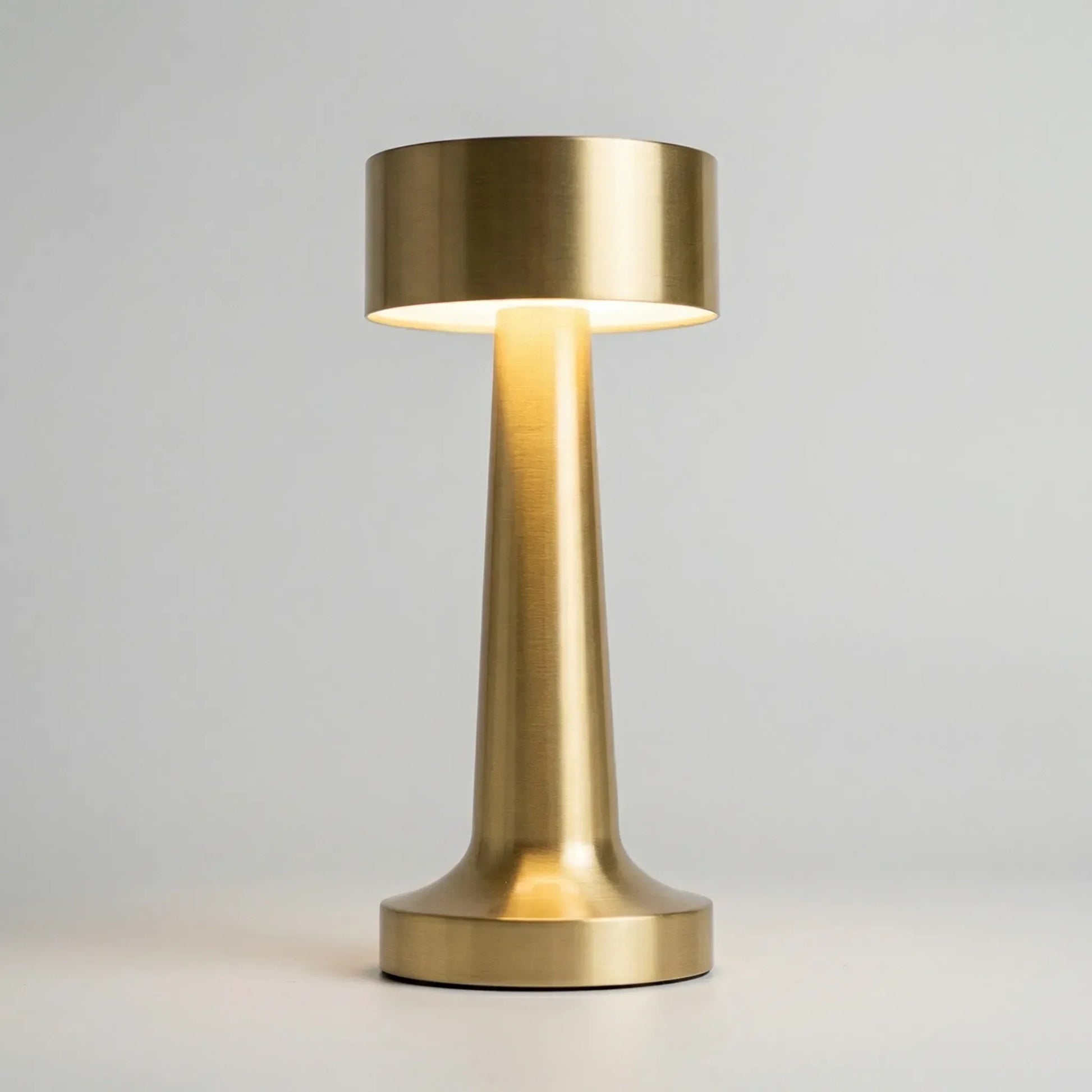 Rechargeable Cordless Touch Table Lamp -  Claroit